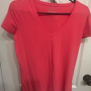 Lilly Pulitzer Pink V-Neck Short Sleeve Tee